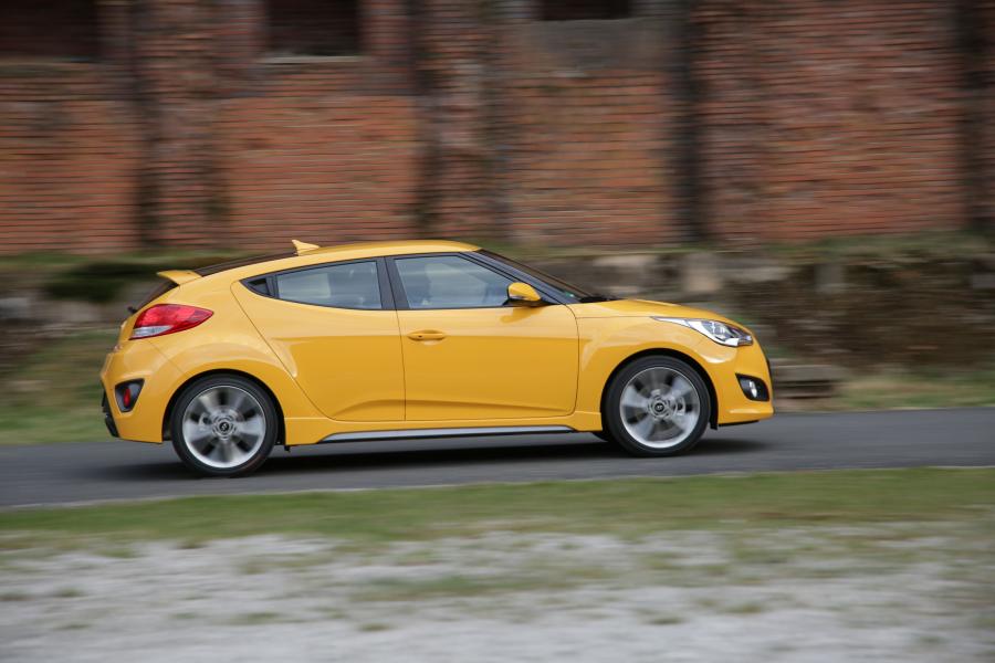  Hyundai Veloster Turbo 2015 года  (фото 20 из 27)